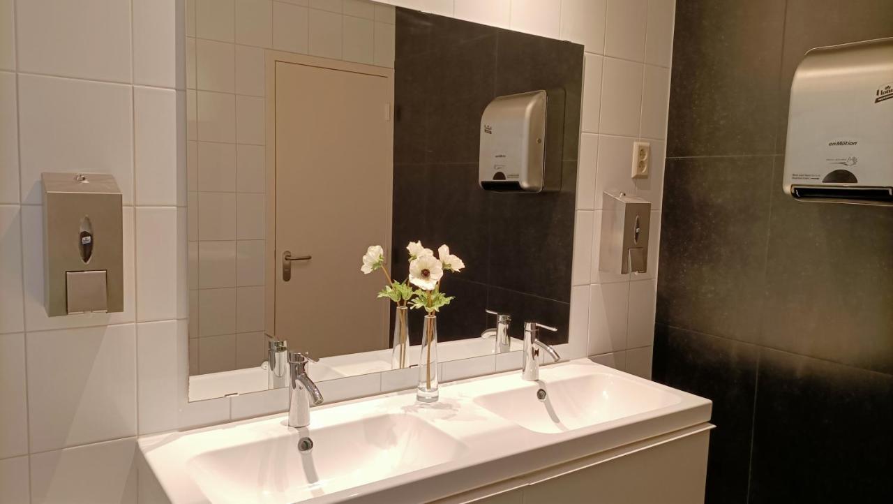Hotel Rozenburg Ngoại thất bức ảnh