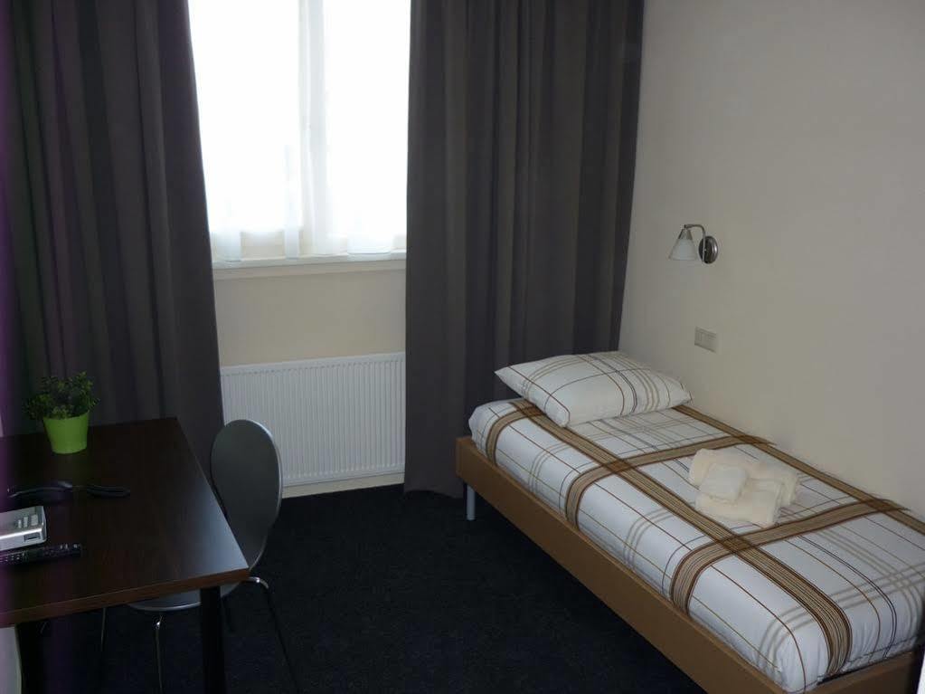 Hotel Rozenburg Ngoại thất bức ảnh